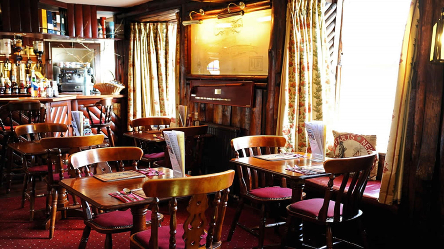 Food & Drinks 5, Crusoe Hotel, Fife