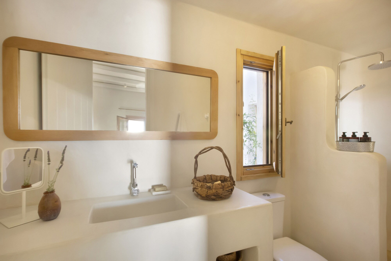 Bathroom 4, Kea Retreat, South Aegean