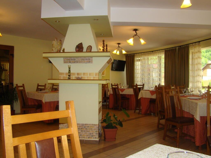 Food & Drinks 5, Pensiunea Floare de Colt, Dragoslavele