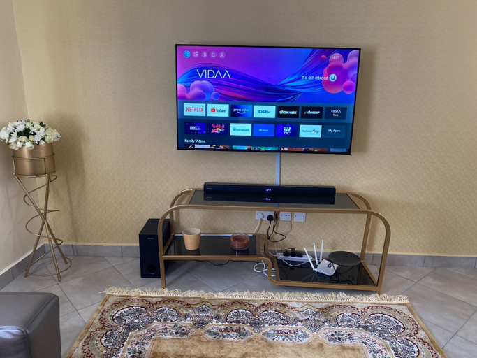 Bedroom 5, Stunning 2-bed Cozy Furnished Apartment in Nairobi, Starehe