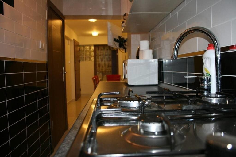 Others 3, Mete Apartments, Fatih