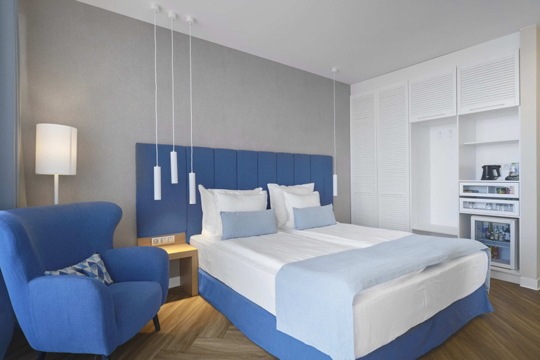 Bedroom 3, Viva Mare Beach Hotel, Sozopol