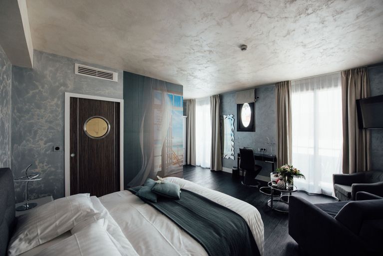 Bedroom 3, Amirauté, Loire-Atlantique