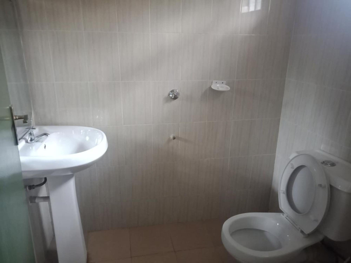 Bathroom, Annabelle Guest House, Nyeri Town
