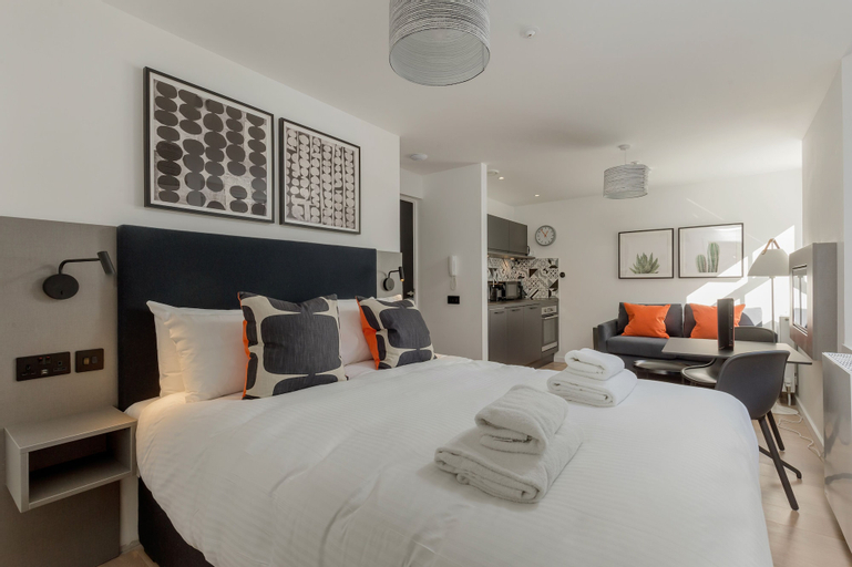 Destiny Scotland Market St Apartments, Edinburgh