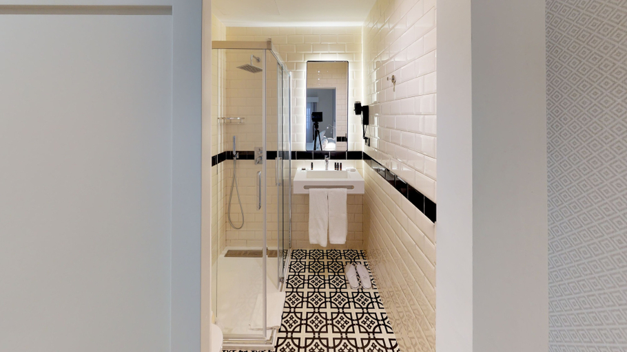 Bathroom 4, Madeinterranea Suites, Málaga