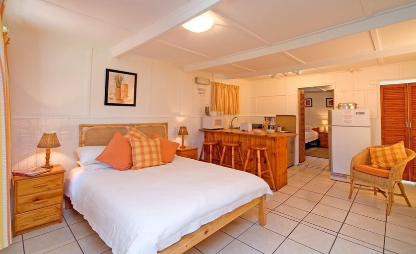 Bedroom 2, Woodbourne Resort, Eden