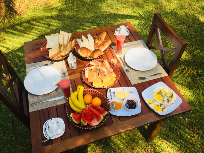 Food & Drinks 5, Jaye Eco Lodge, Palugaswewa