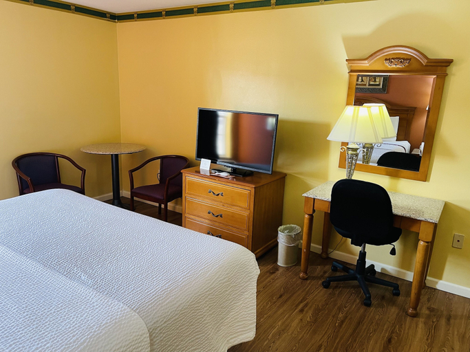 Bedroom 3, Mountain Inn & Suites Dunlap, Sequatchie