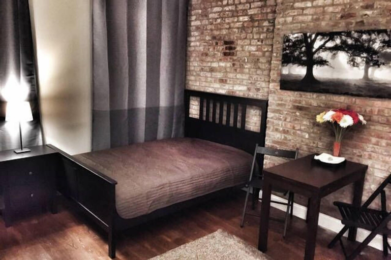 Cozy Studio, New York