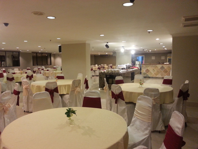 Food & Drinks 5, Eagle Bay Hotel, Langkawi