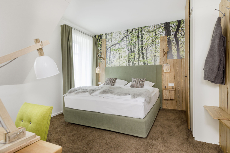 Bedroom 2, Schmucke Witwe, Heidekreis