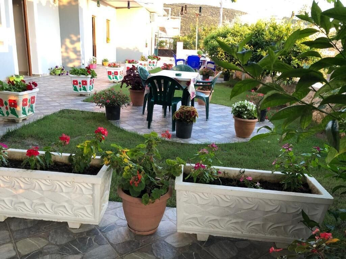 Food & Drinks, Green Garden Villa, Sarandës