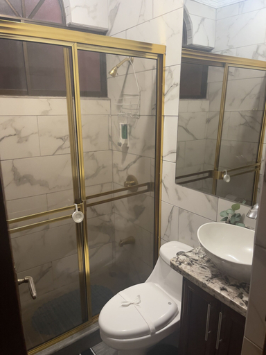 Bathroom, Hermoso apartamento cerca del aeropuert1, Alajuela