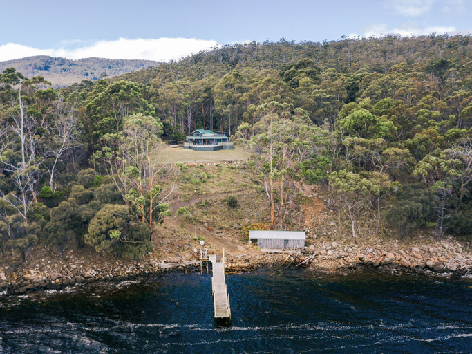 Others 1, The Pier House, Kingborough