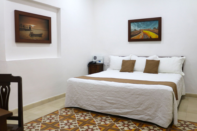 Bedroom 3, Hotel El Navegante, Campeche