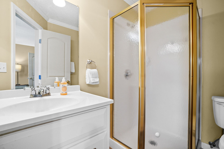 Bathroom 4, Portside Resort by Panhandle Getaways, Bay