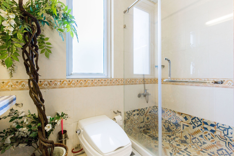 Bathroom 3, Carnival Villa with 5 BRs, Shanghai