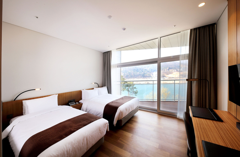 Bedroom 2, Midas Hotel & Resort, Gapyeong
