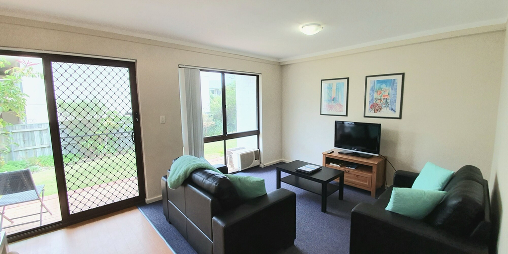 Others 5, West Beach Lagoon 202 - Quiet & Ground Floor, Stirling