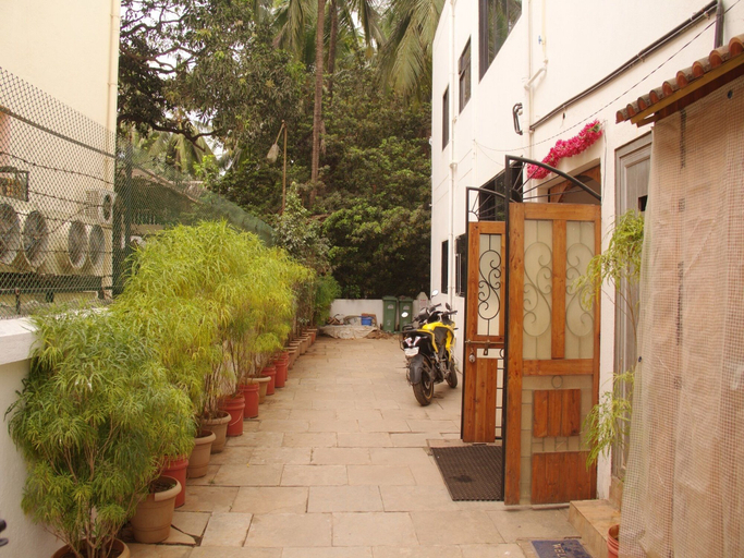 Exterior & Views 2, Nirvaah Home Siolim- 3BHK, North Goa