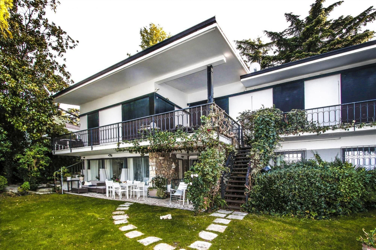 Exterior & Views 2, Villa Patrizia Lake View - Italian Homing, Brescia