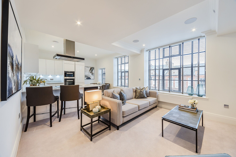 Others 5, Palace Wharf Apartments, London