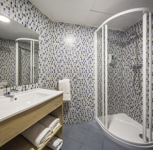 Bathroom 4, Mon Suites Carmen, Valencia