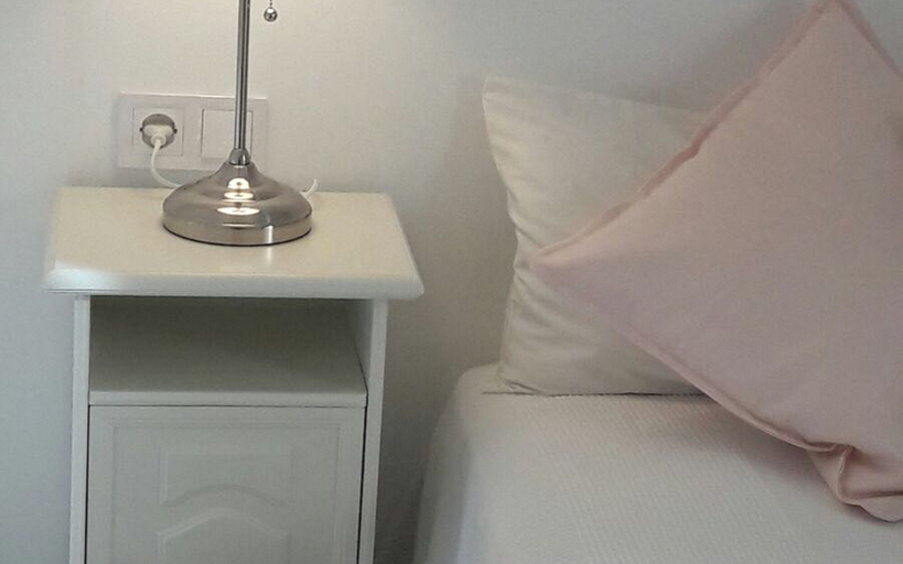 Bedroom 2, Perla V | 5 Pax | First Line | 2254-AW, Málaga