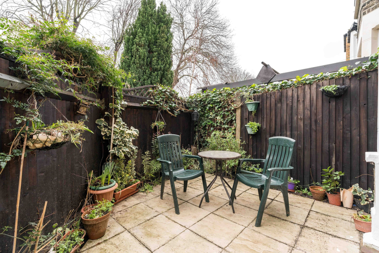 Others 5, NEW Stylish 1 Bedroom Flat With Garden London, London