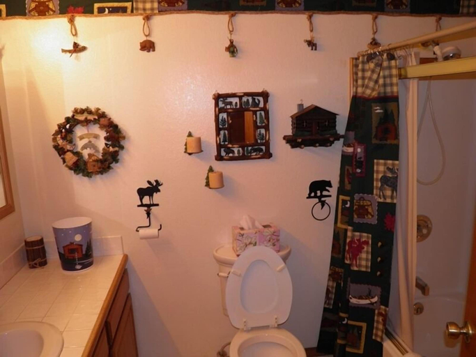 Bathroom, 4019 Blackrock Road, El Dorado
