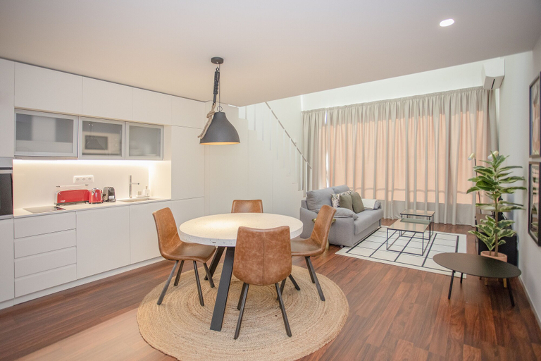 Others 3, Liiiving - Luxury Gallery Apartment I, Porto