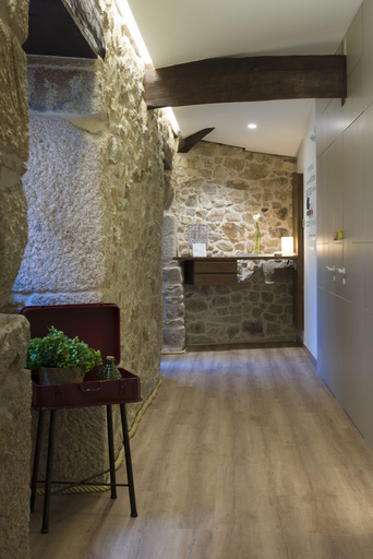 Others 4, Carrioza alojamiento, Ourense