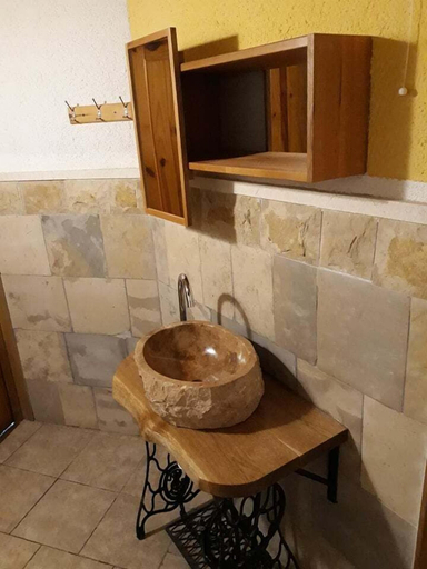Bathroom 3, Murter Voltera, Murter