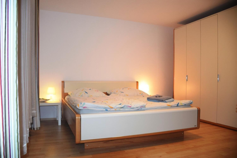 Bedroom 4, Pension Karlsbad am Waldrand, Karlsruhe
