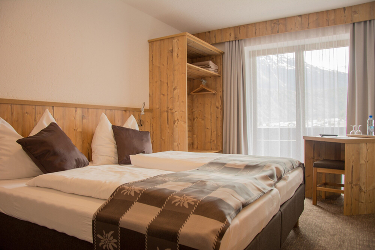 Bedroom 2, Senner Appartements, Imst
