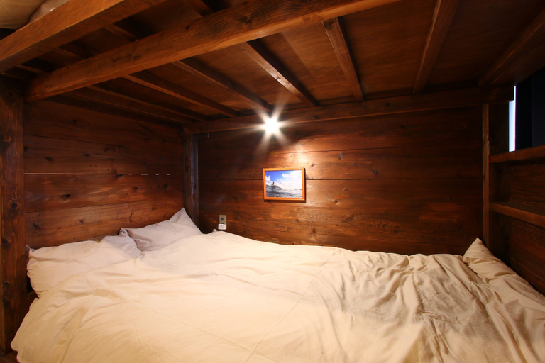 Bedroom 2, Marnix Classic Harborview Pension, Yaese