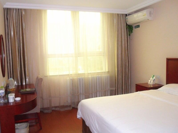 Bedroom 3, GreenTree Inn Beijing East Yizhuang District Second Kechuang Street Express Hotel, Beijing