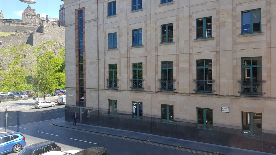 Exterior & Views 2, Luxury Central Old Town Suite Edinburgh, Edinburgh