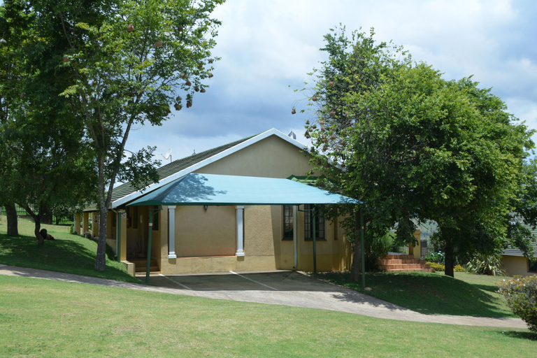 Exterior & Views 2, Thaba Tsweni Lodge and Safaris, Ehlanzeni