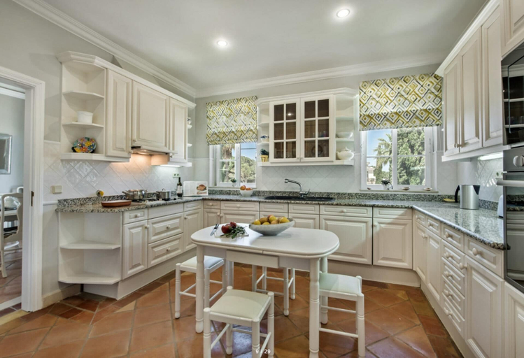 Private kitchen 5, Quinta do Lago 2-bed Apartment - Golf, Pool & Ac, Loulé
