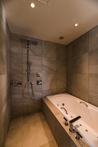 Bathroom 5, MALIBU HOTEL, Zushi