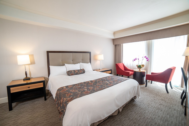 Bedroom 4, Oxford Palace Hotel and Galleria, Los Angeles