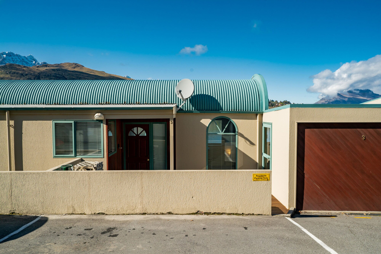 Exterior & Views 2, LAKEFRONT LIVING AT REMARKABLES - WEST, Queenstown-Lakes