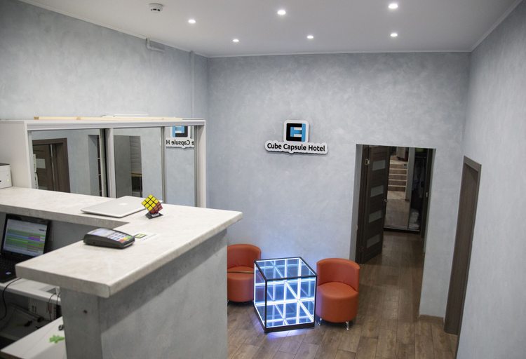 Others 3, CUBE Capsule Hotel, Central