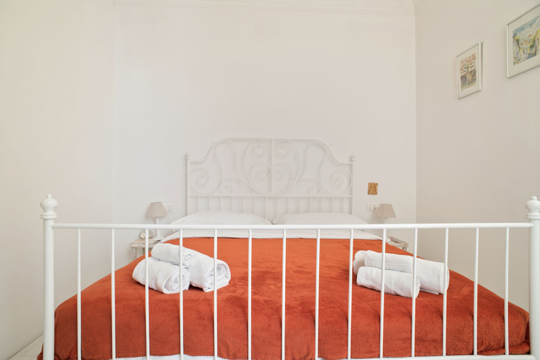 Others 5, San Giovanni in Monte Apartment, Bologna