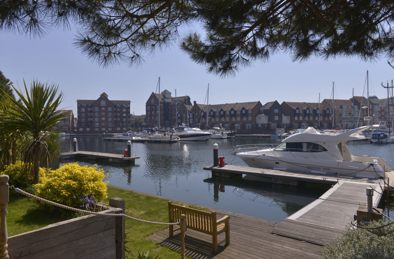 Others 5, Wellington Quay, East Sussex