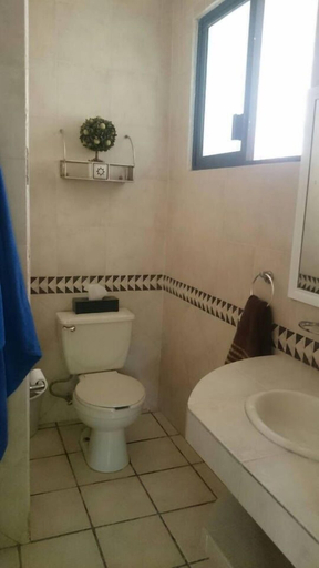 Bathroom 4, LA Casa MÁS Bonita DE Teques - 30 Personas, Puente de Ixtla