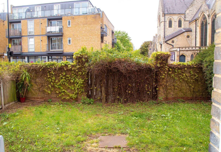 Exterior & Views 2, Large Shoreditch, Hoxton 3-bed Garden Flat, London