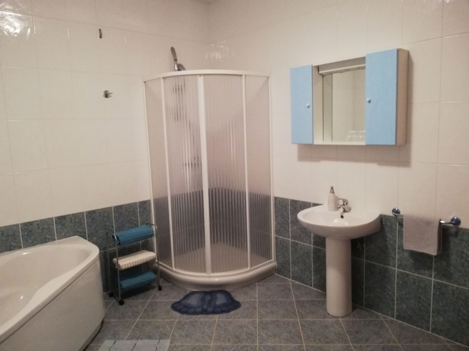 Bathroom 3, Villa Valeta 500 Meters From the Beach, Poreč